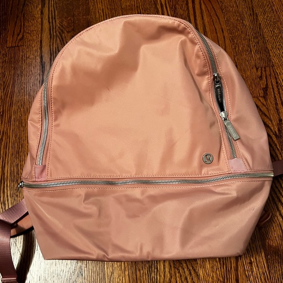 Lululemon City Adventurer Backpack 20 L - Picture 1 of 7